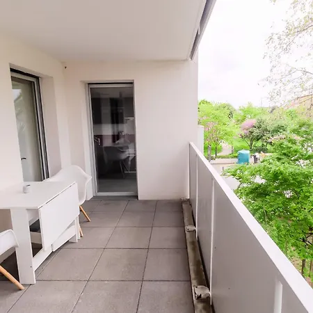 Grand T4 85m Terrasse 8 Pers 15min Paris Lägenhet *