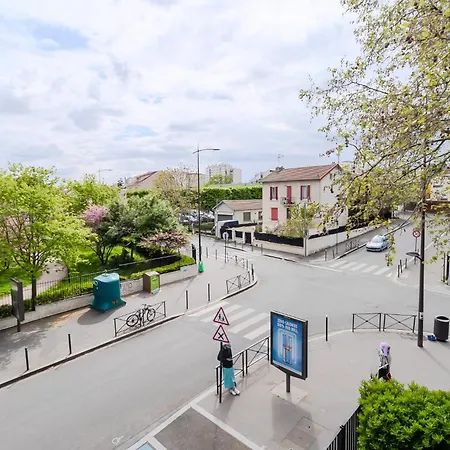 Grand T4 85m Terrasse 8 Pers 15min Paris Apartment *